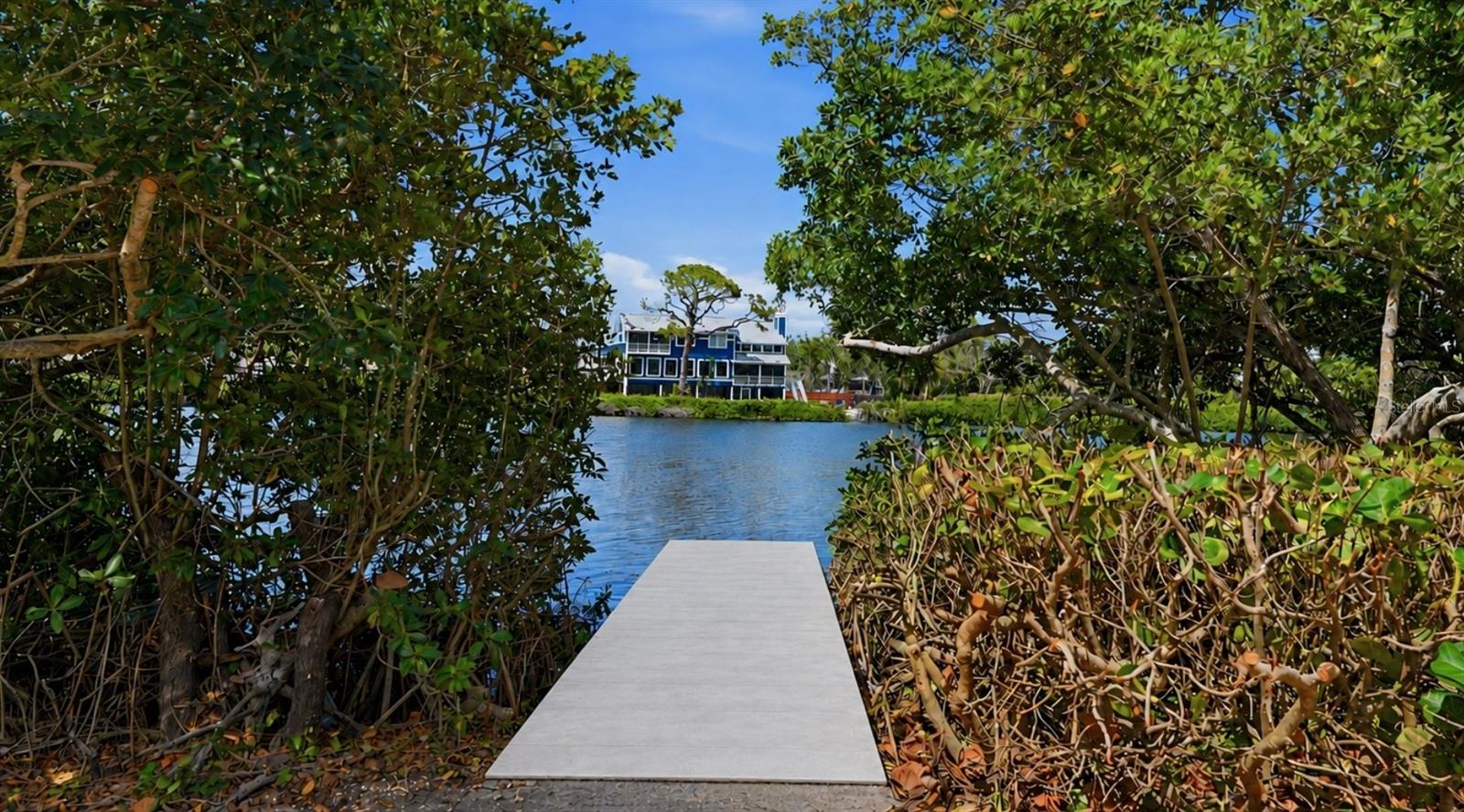 7723 SANDERLING RD, SARASOTA, FL — photo 4