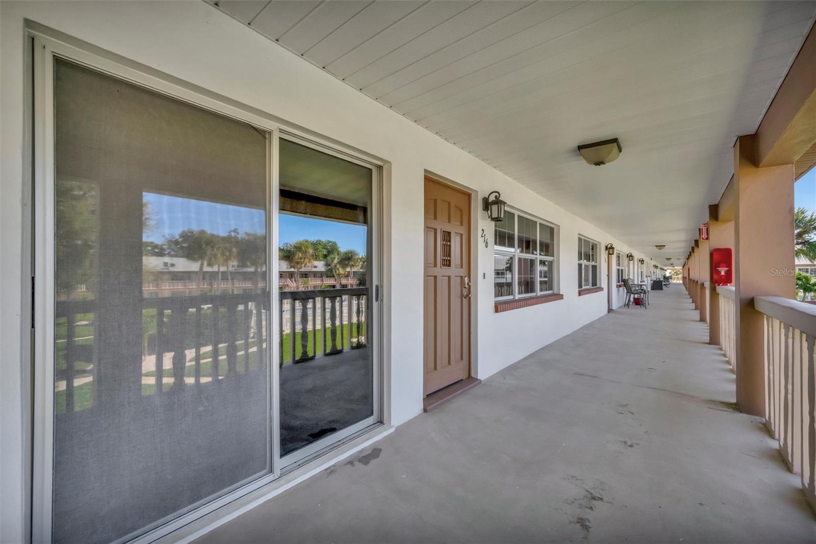 650 PINELLAS POINT DR S #216, ST PETERSBURG, FL — photo 2