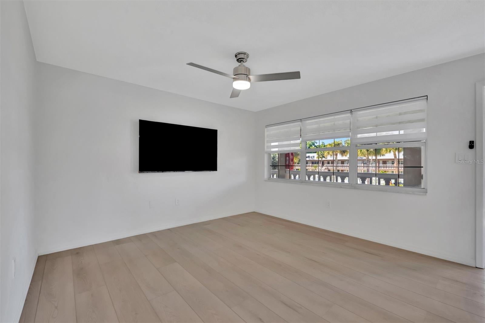 650 PINELLAS POINT DR S #216, ST PETERSBURG, FL — photo 6