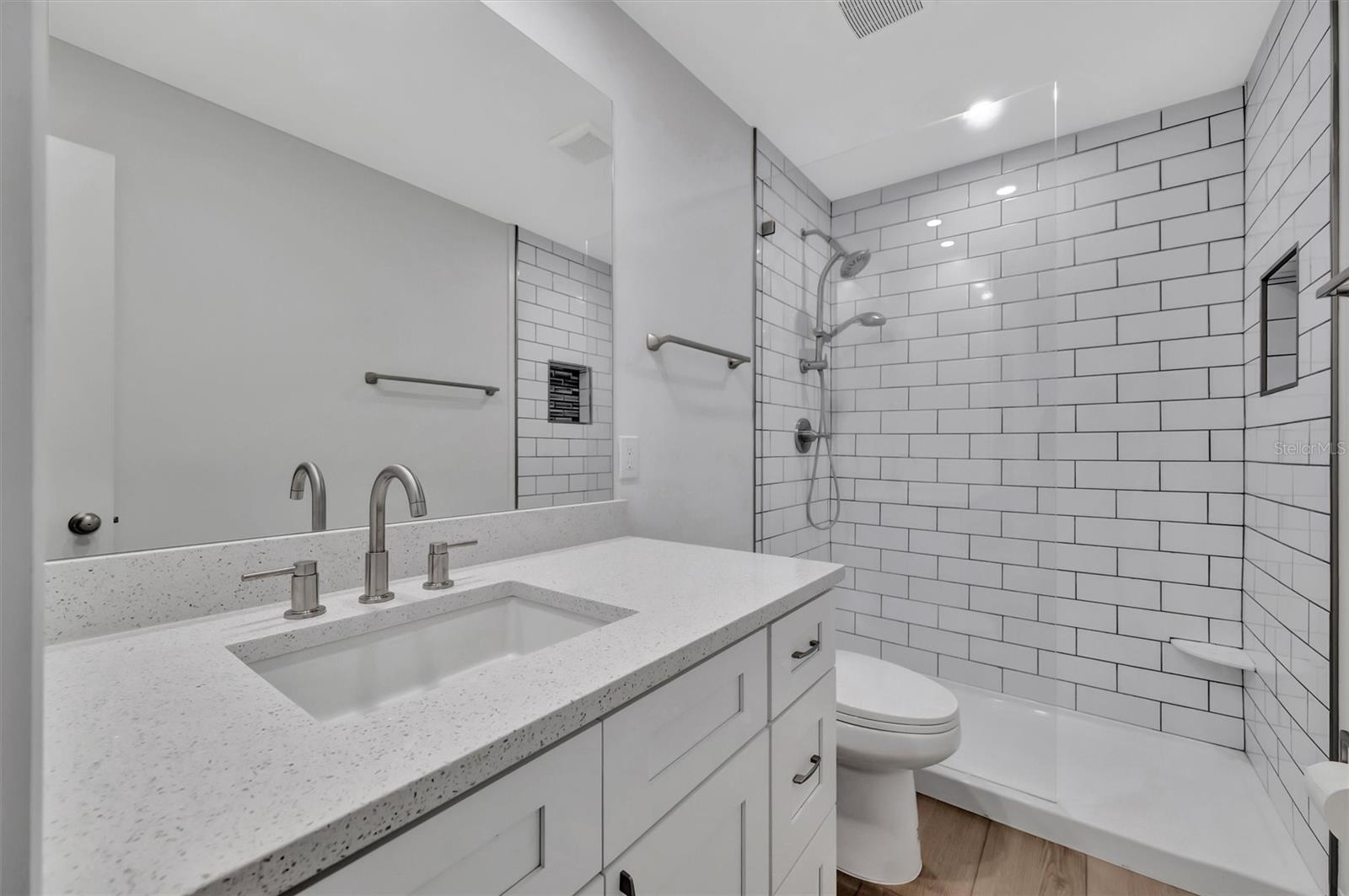 650 PINELLAS POINT DR S #216, ST PETERSBURG, FL — photo 19