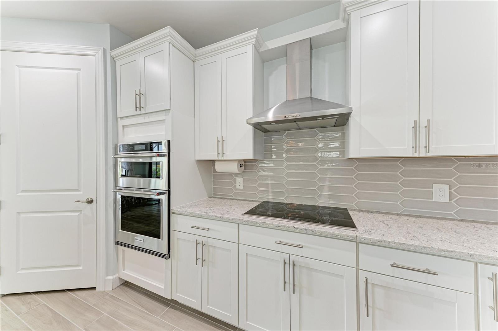 7412 SUMMERLAND CV, LAKEWOOD RANCH, FL — photo 18