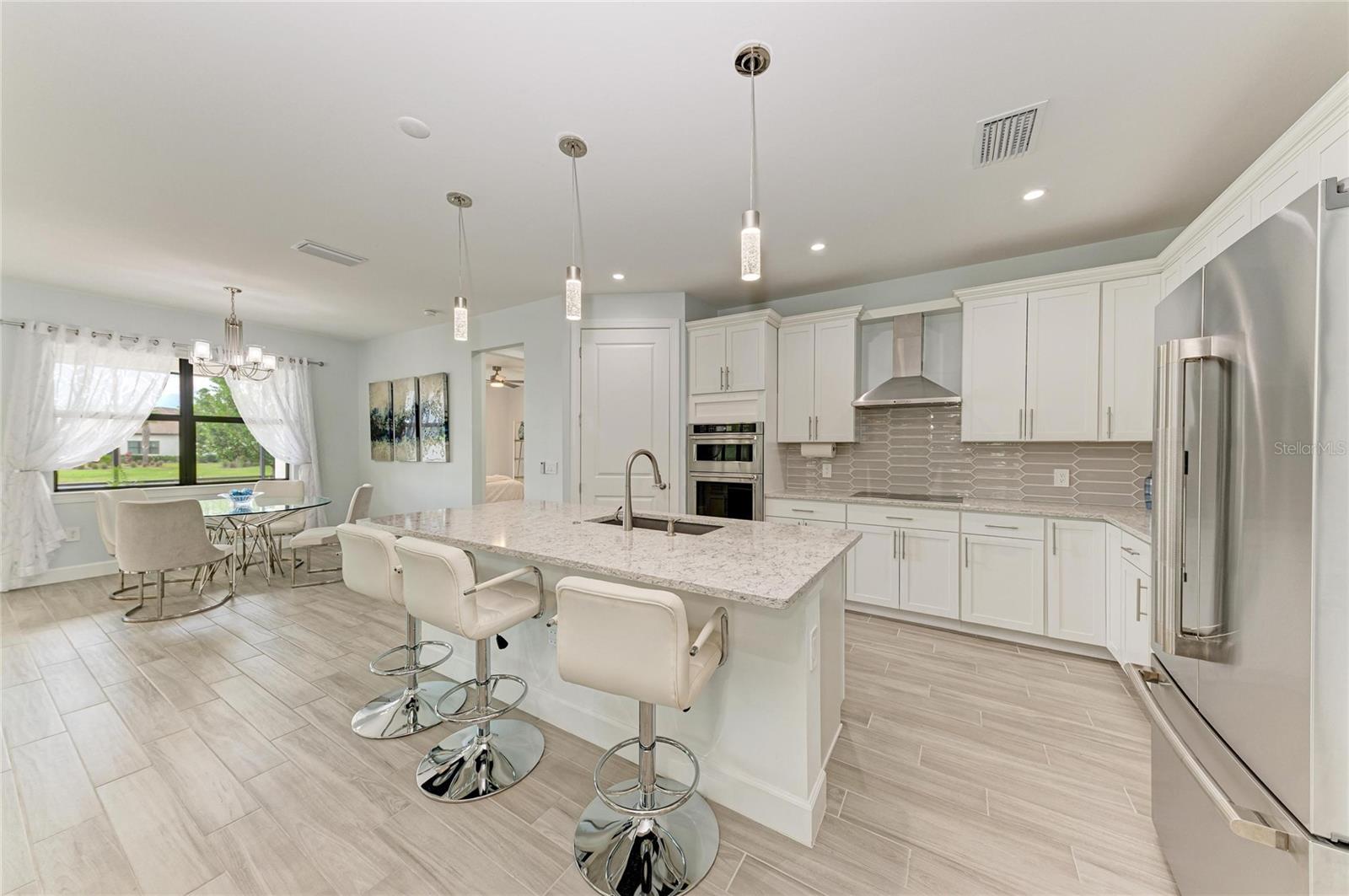 7412 SUMMERLAND CV, LAKEWOOD RANCH, FL — photo 21