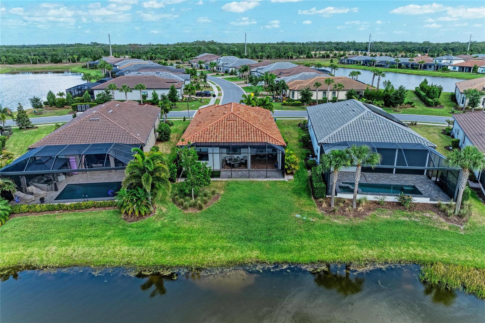 7412 SUMMERLAND CV, LAKEWOOD RANCH, FL — photo 47