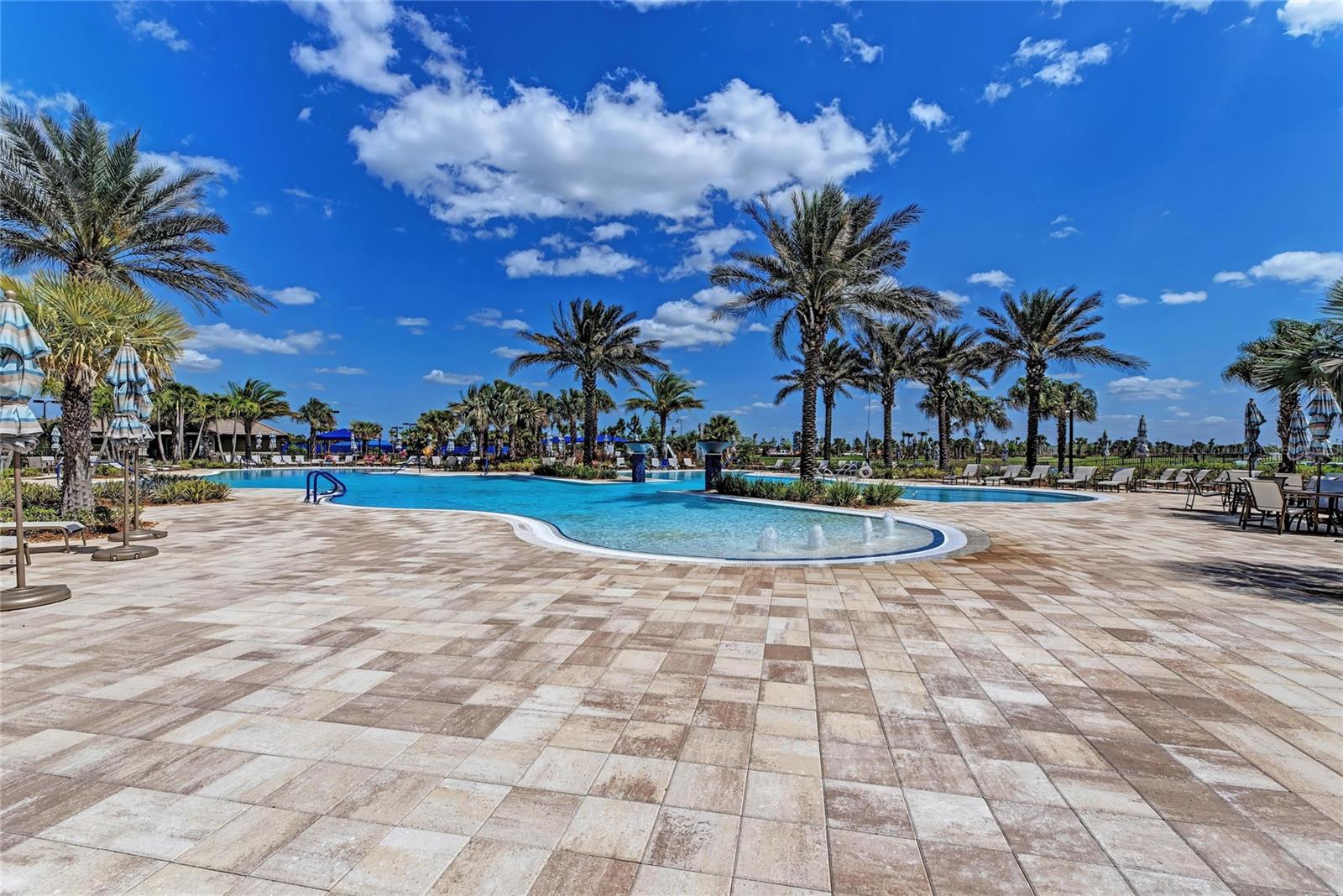 7412 SUMMERLAND CV, LAKEWOOD RANCH, FL — photo 68