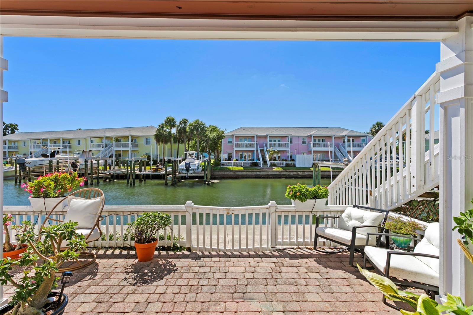5175 COQUINA KEY DR SE #A, ST PETERSBURG, FL