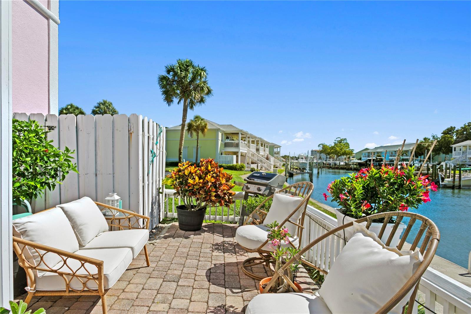 5175 COQUINA KEY DR SE #A, ST PETERSBURG, FL — photo 27