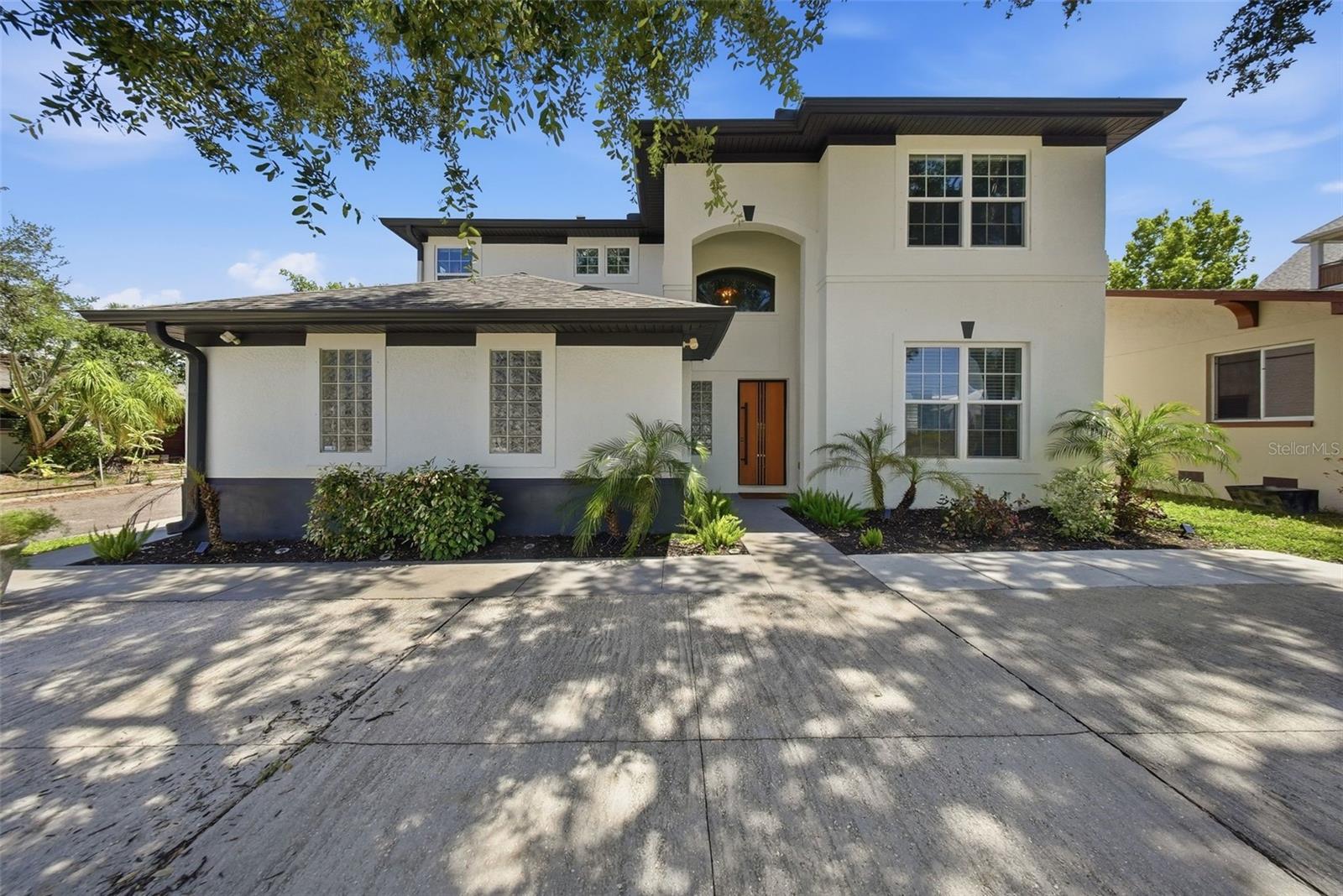 236 15TH AVE SE, ST PETERSBURG, FL