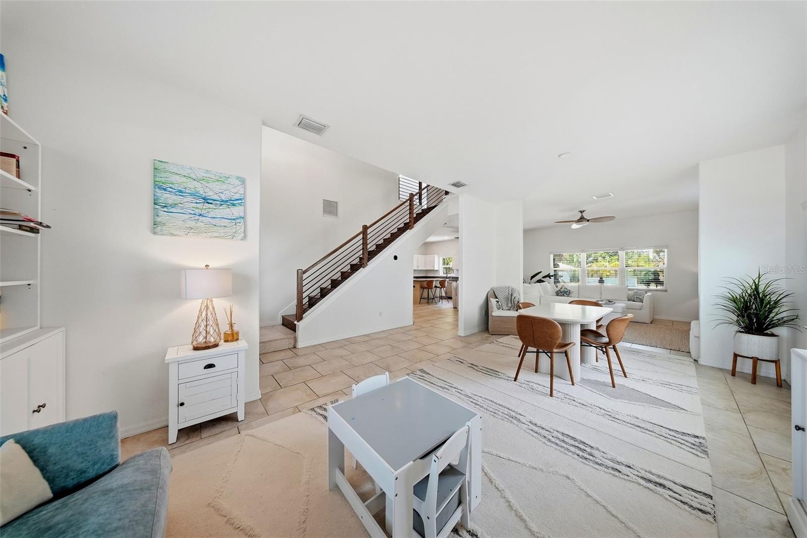 236 15TH AVE SE, ST PETERSBURG, FL — photo 7