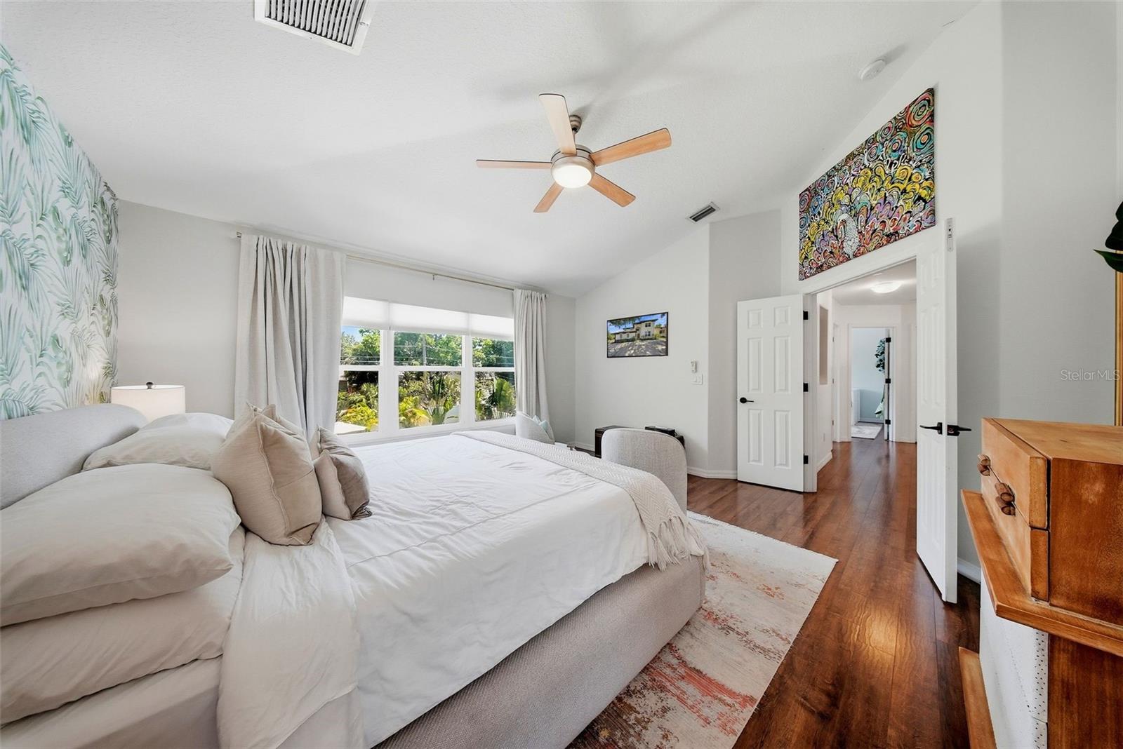 236 15TH AVE SE, ST PETERSBURG, FL — photo 30