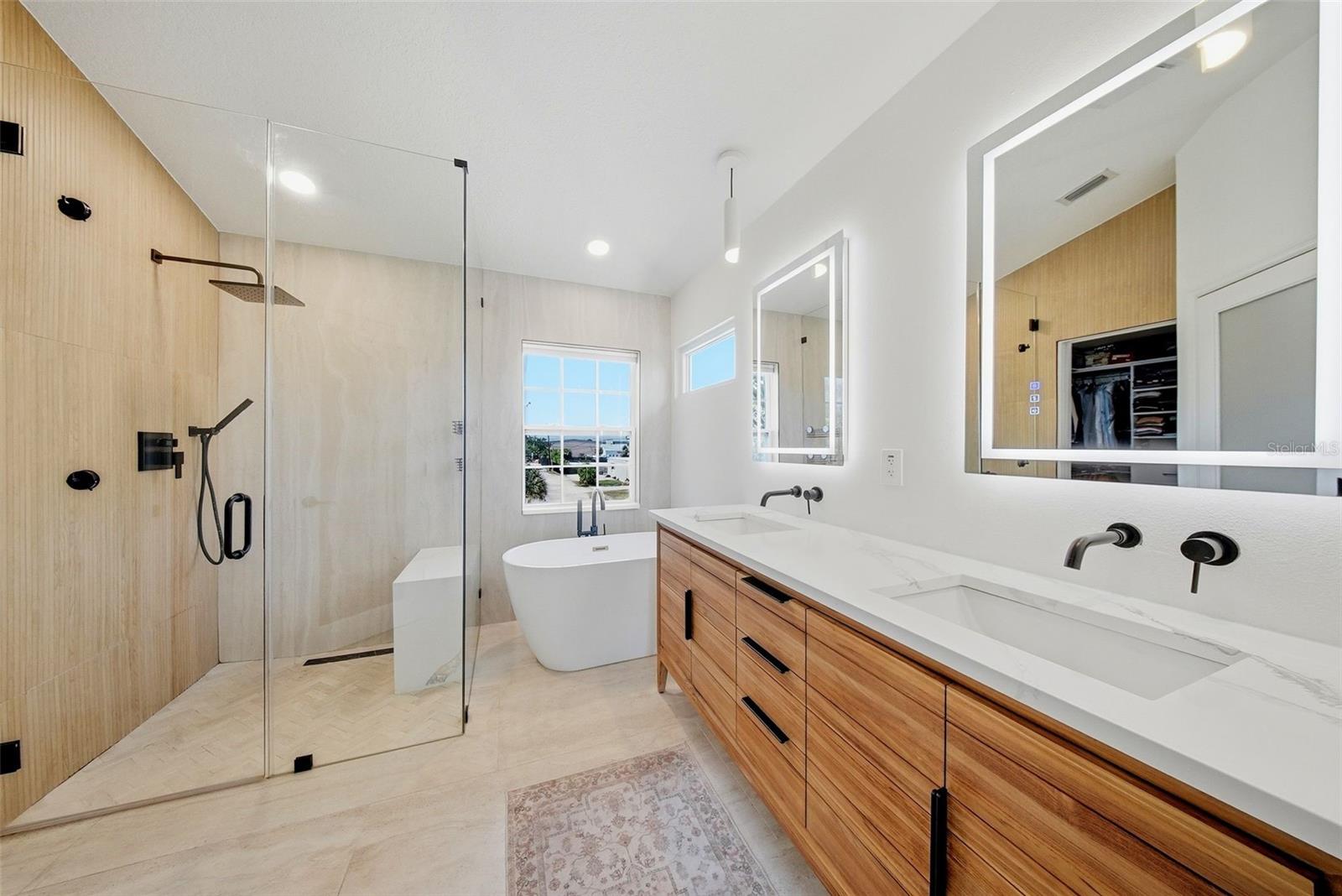 236 15TH AVE SE, ST PETERSBURG, FL — photo 34