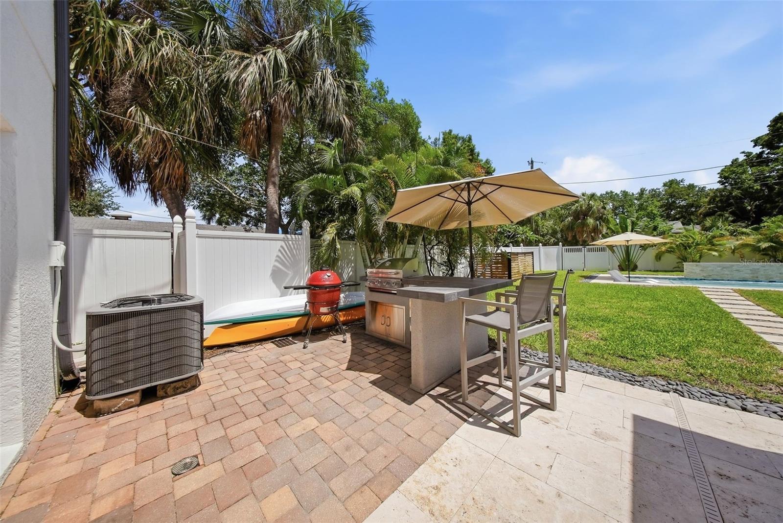 236 15TH AVE SE, ST PETERSBURG, FL — photo 40