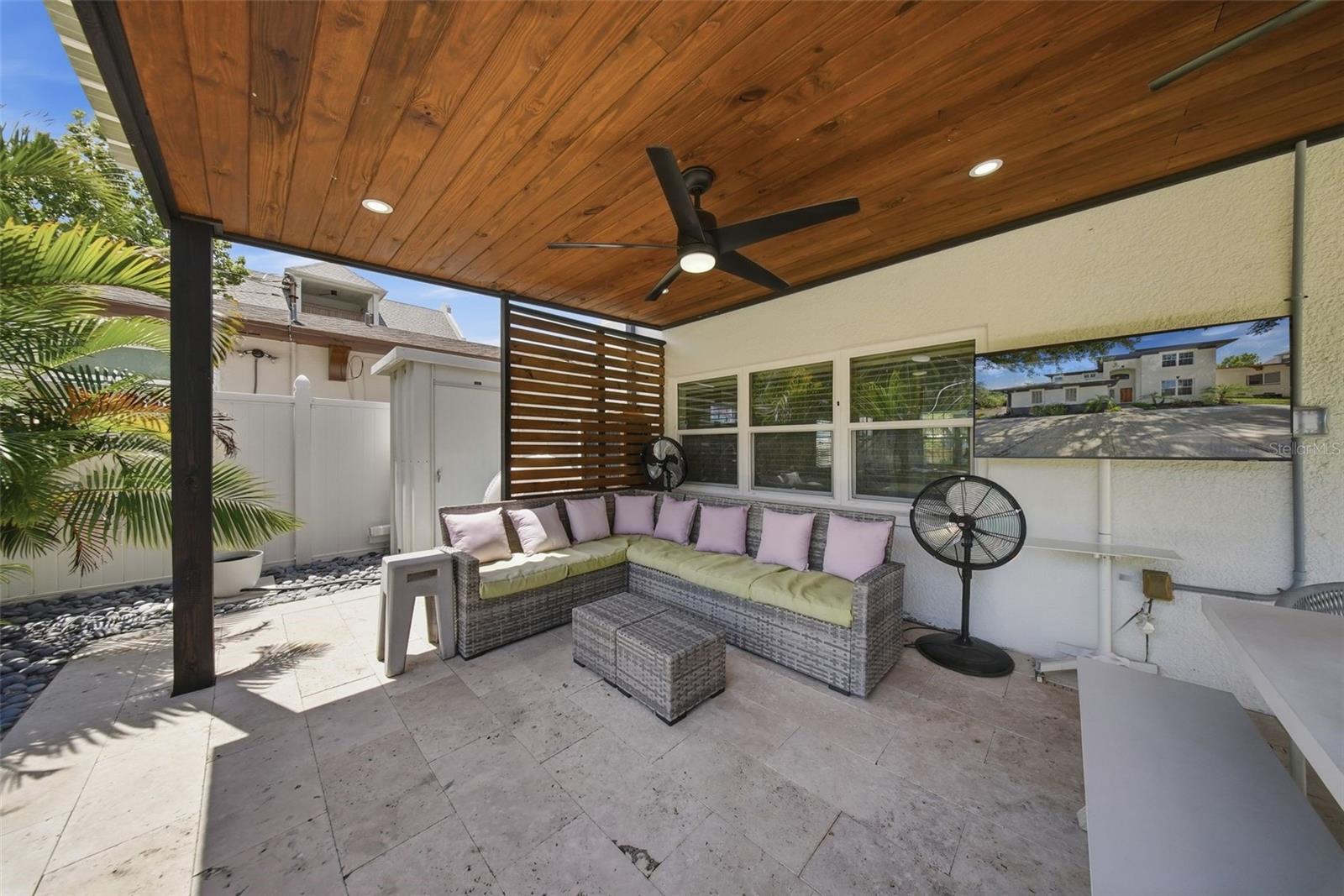 236 15TH AVE SE, ST PETERSBURG, FL — photo 43