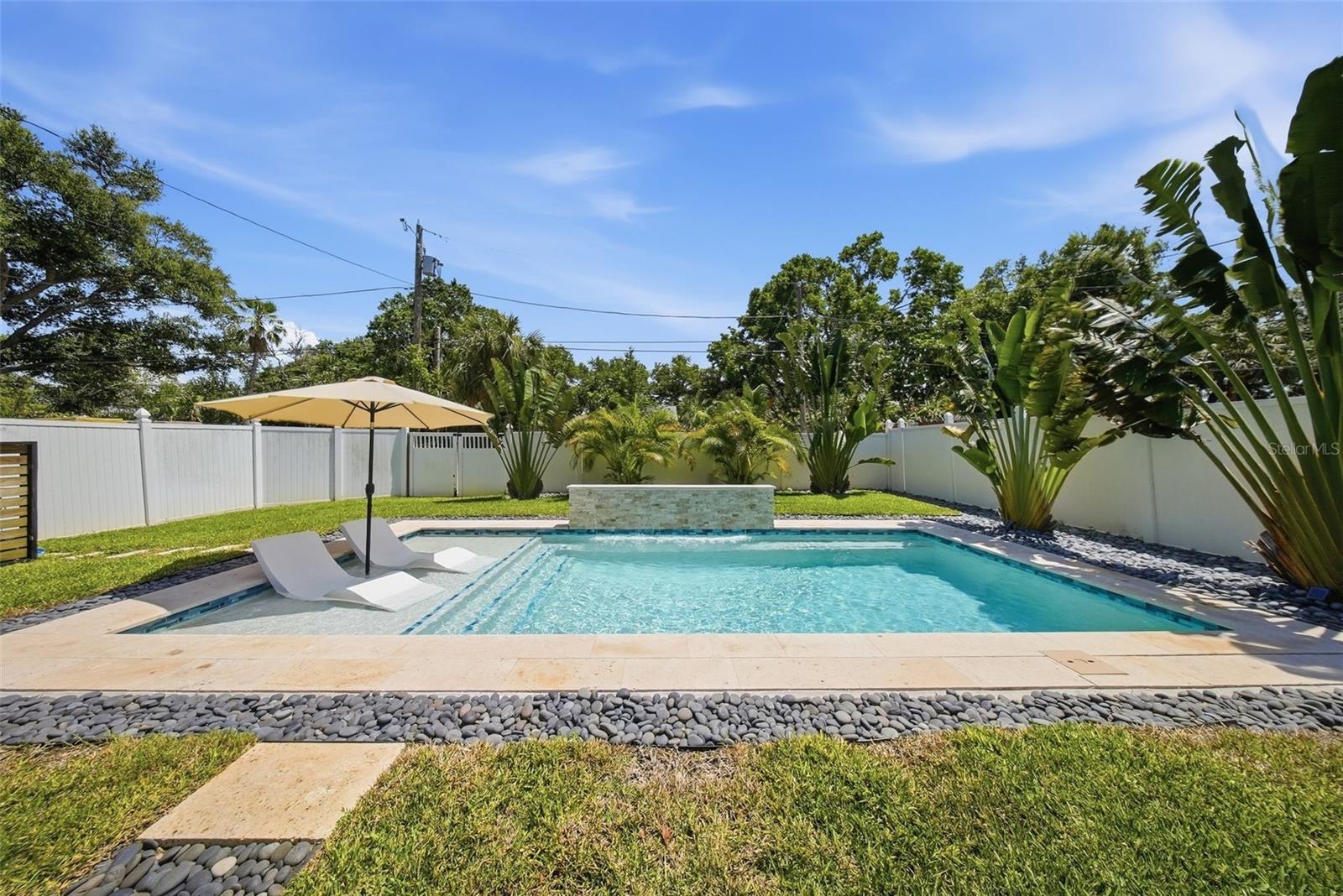 236 15TH AVE SE, ST PETERSBURG, FL — photo 47
