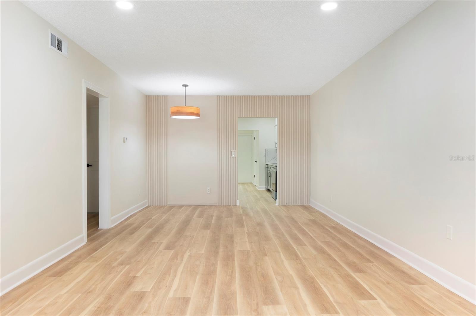 3740 58TH ST N #106, ST PETERSBURG, FL — photo 5