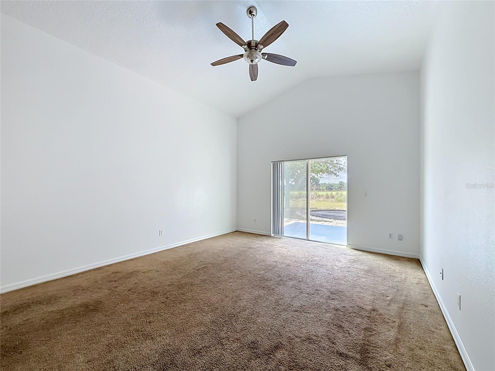 127 STEWART LAKE LOOP, GROVELAND, FL — photo 20