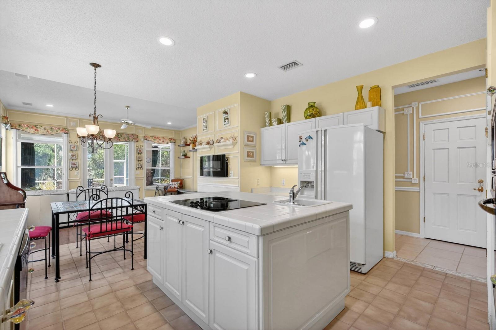 10 MONTERREY DR, PALM COAST, FL — photo 12