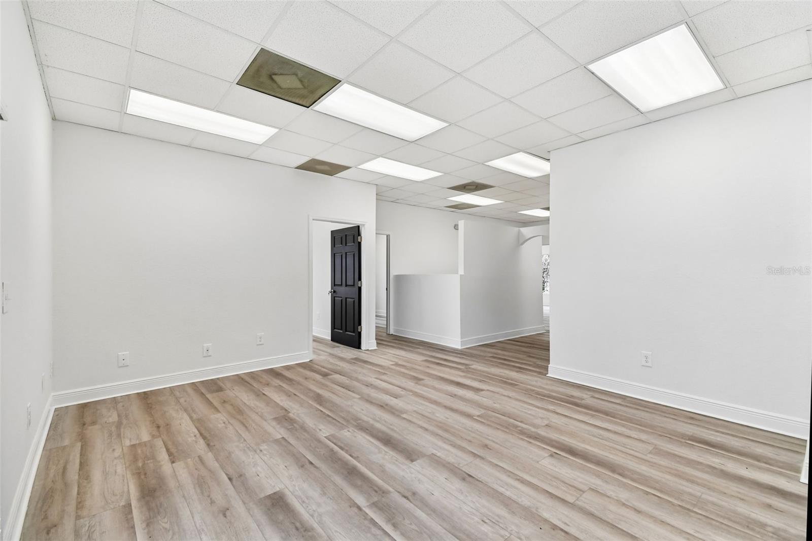 450 E HIGHWAY 50, CLERMONT, FL — photo 32