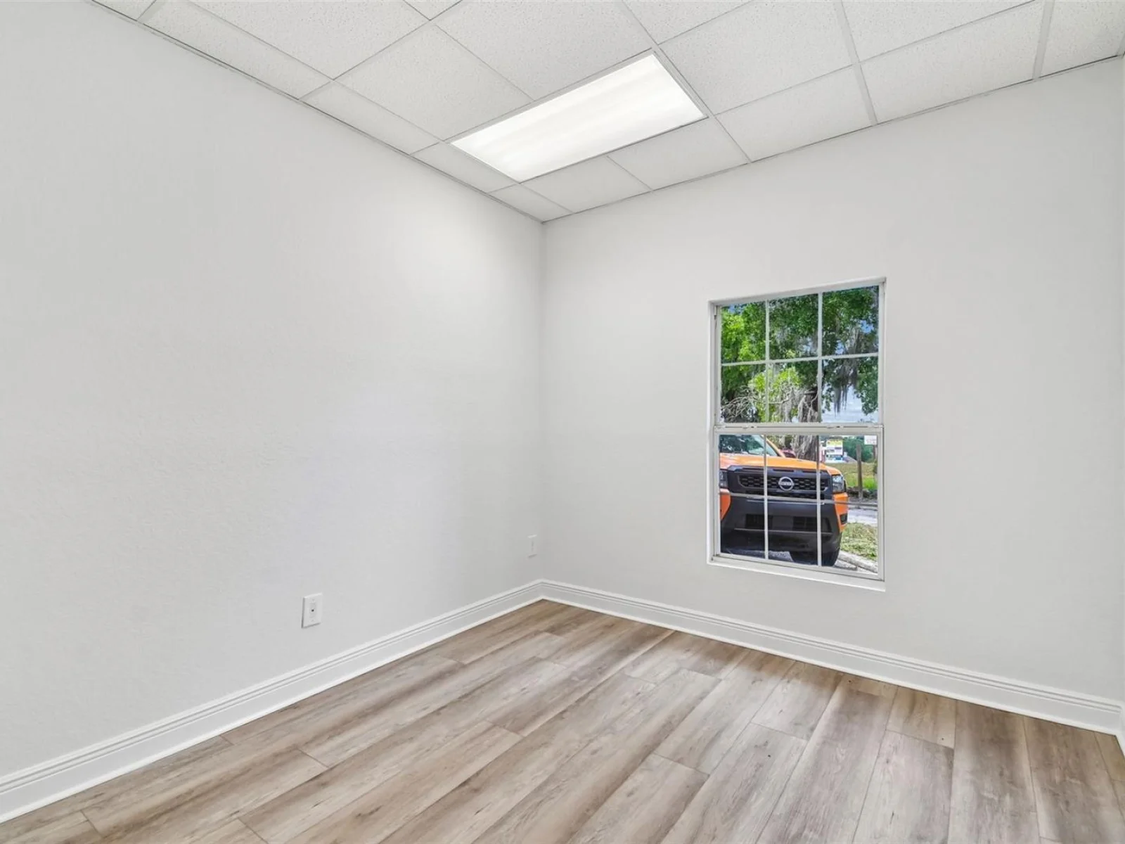450 E HIGHWAY 50, CLERMONT, FL — photo 56