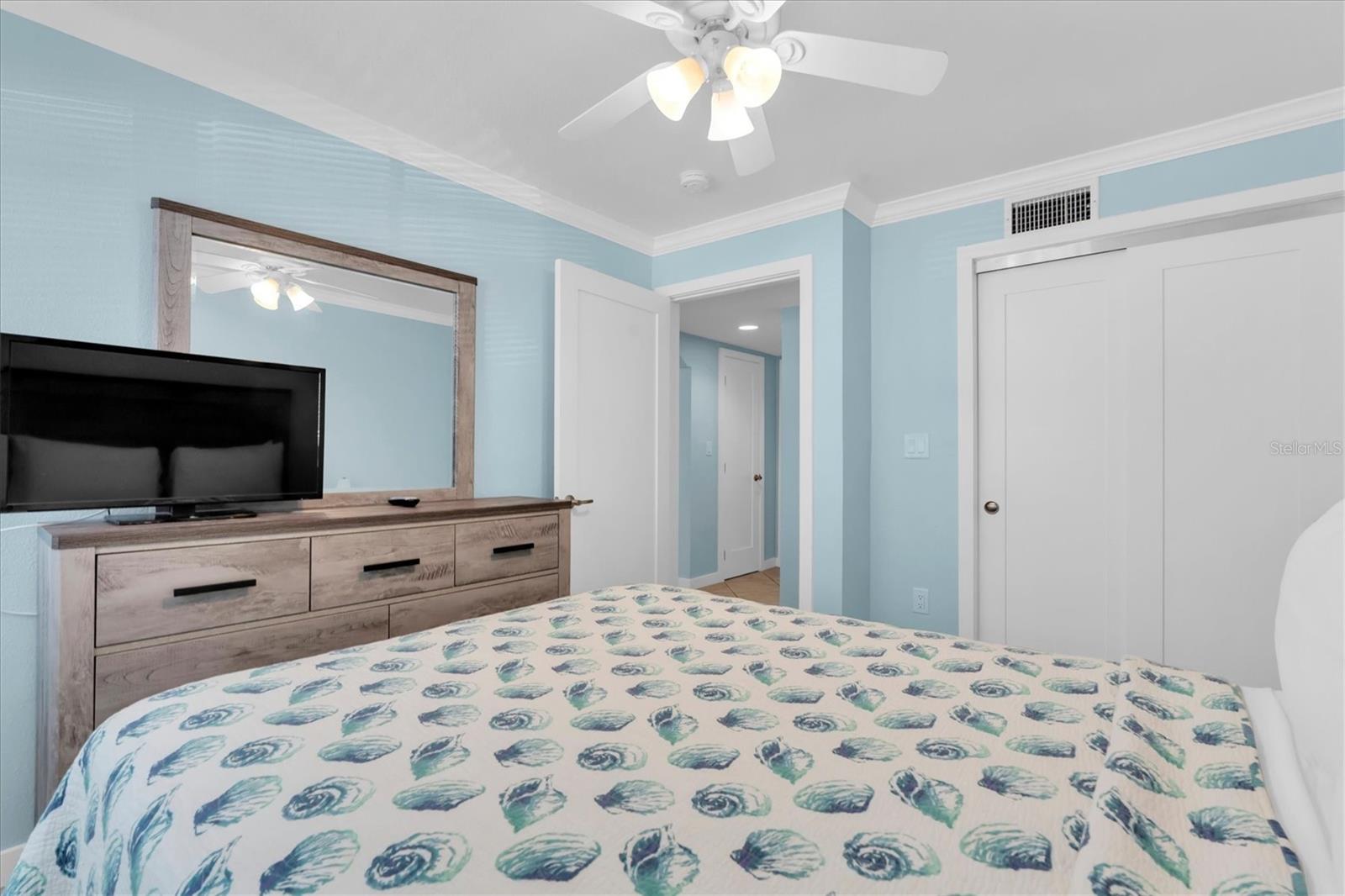 19417 GULF BLVD #E103, INDIAN ROCKS BEACH, FL — photo 12