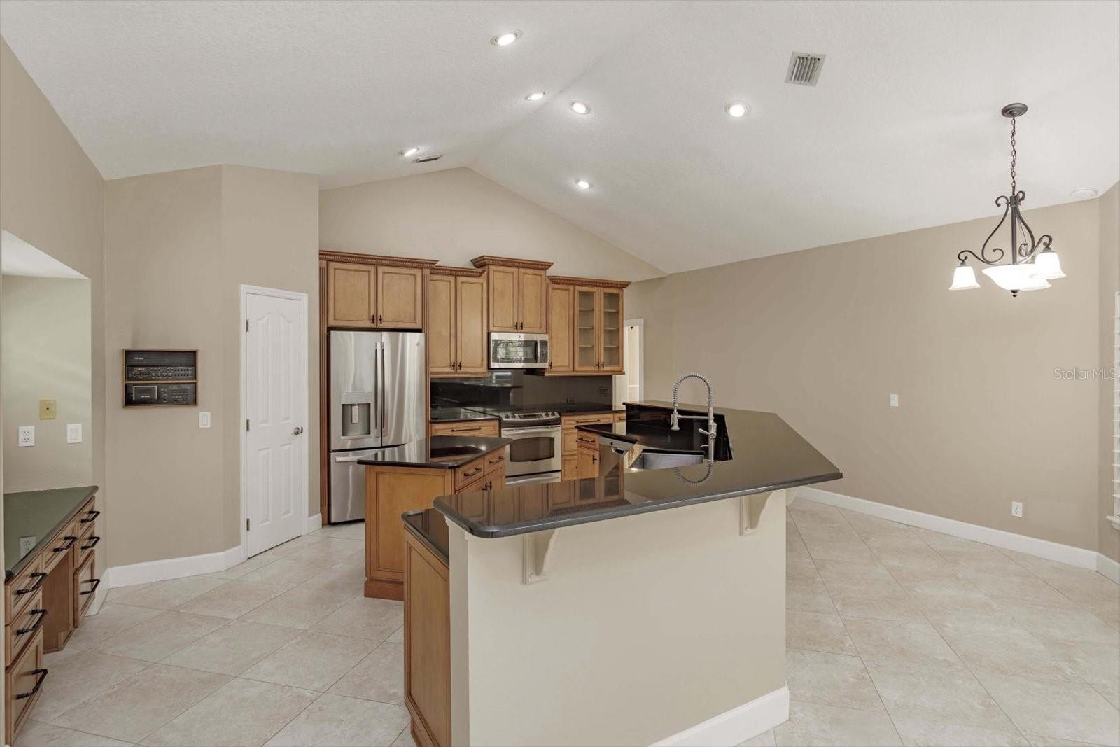 4965 SHORELINE CIR, SANFORD, FL — photo 16