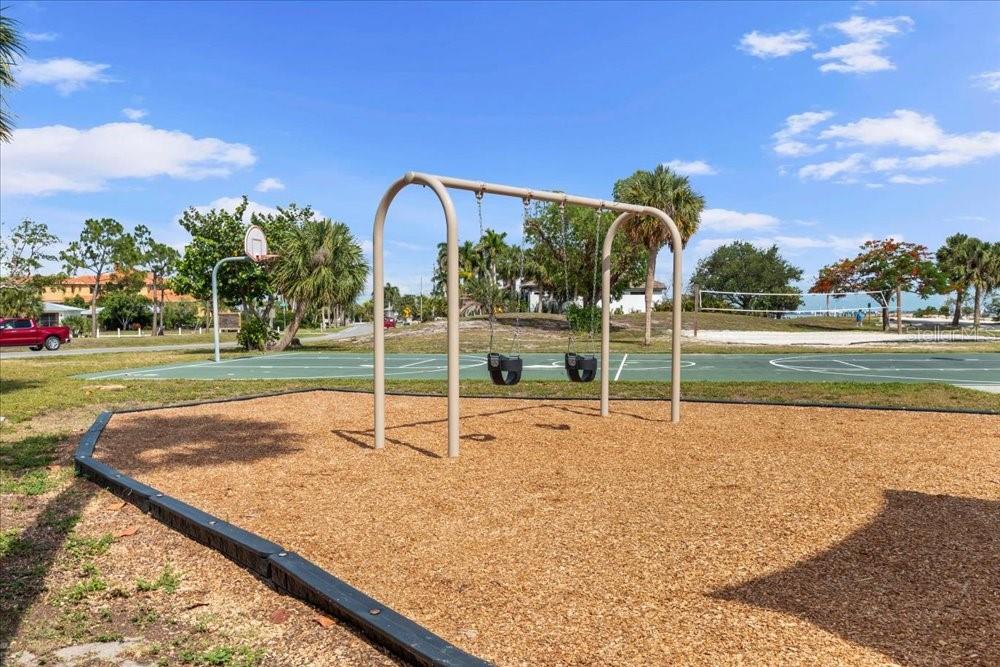 2211 HALE ST, PORT CHARLOTTE, FL — photo 19