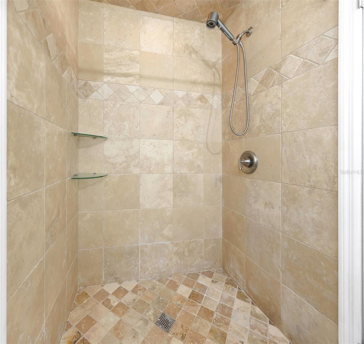 2465 BURNICE DR, CLEARWATER, FL — photo 24