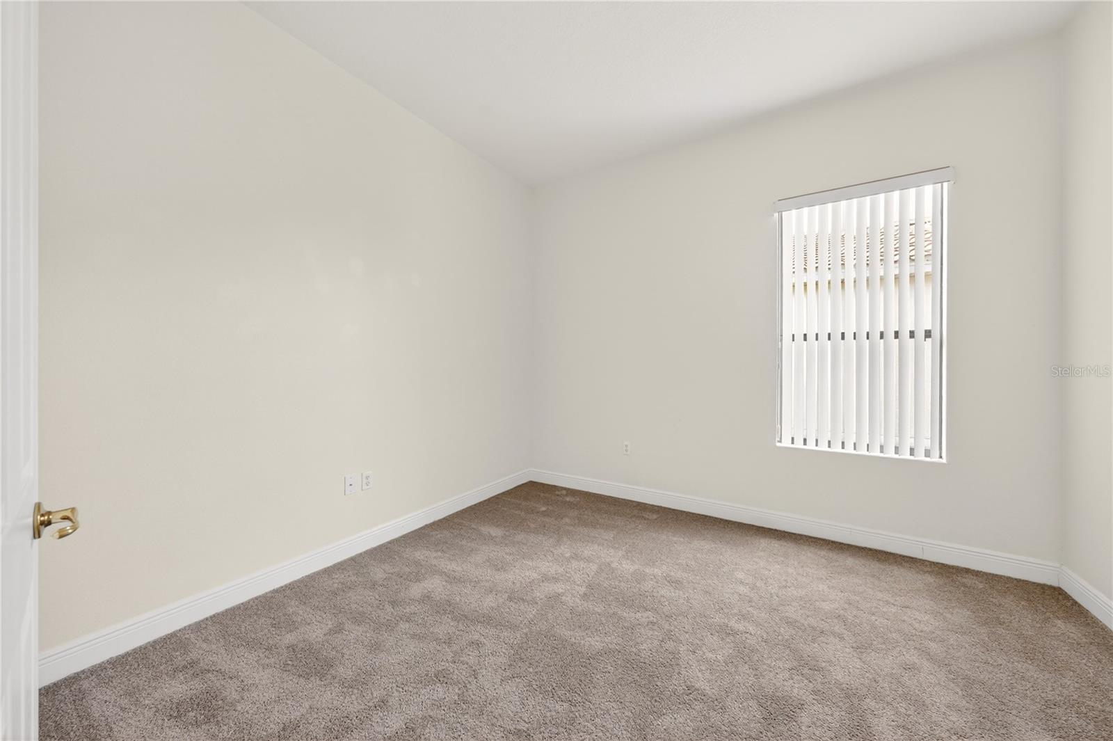 453 SORRENTO RD, KISSIMMEE, FL — photo 45