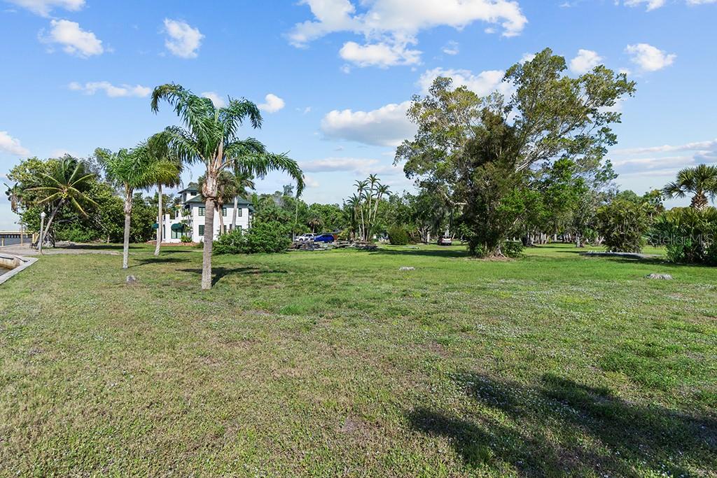 26014 SHORE DR, PUNTA GORDA, FL — photo 34