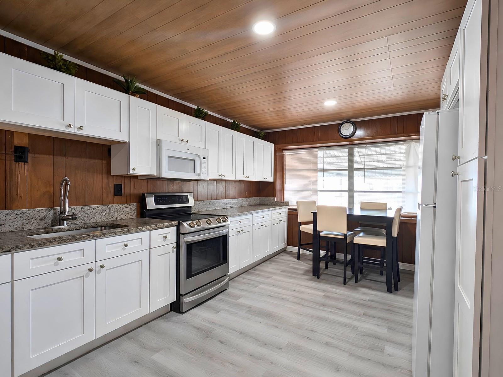 7101 JEANNE AVE, HUDSON, FL — photo 4