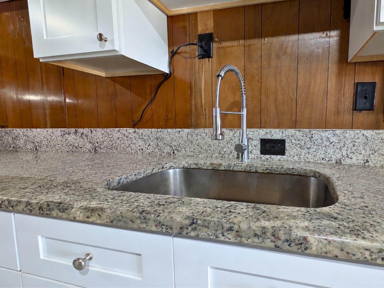 7101 JEANNE AVE, HUDSON, FL — photo 6