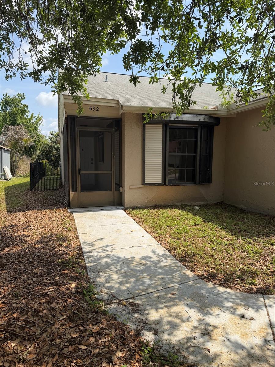 692 BELLINGHAM PL, PALM HARBOR, FL — photo 2