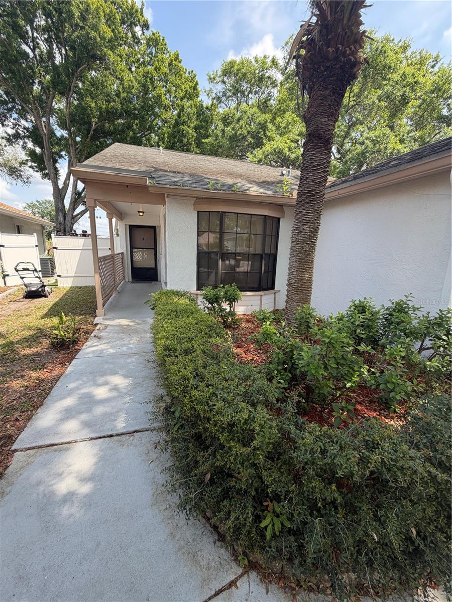 692 BELLINGHAM PL, PALM HARBOR, FL — photo 3