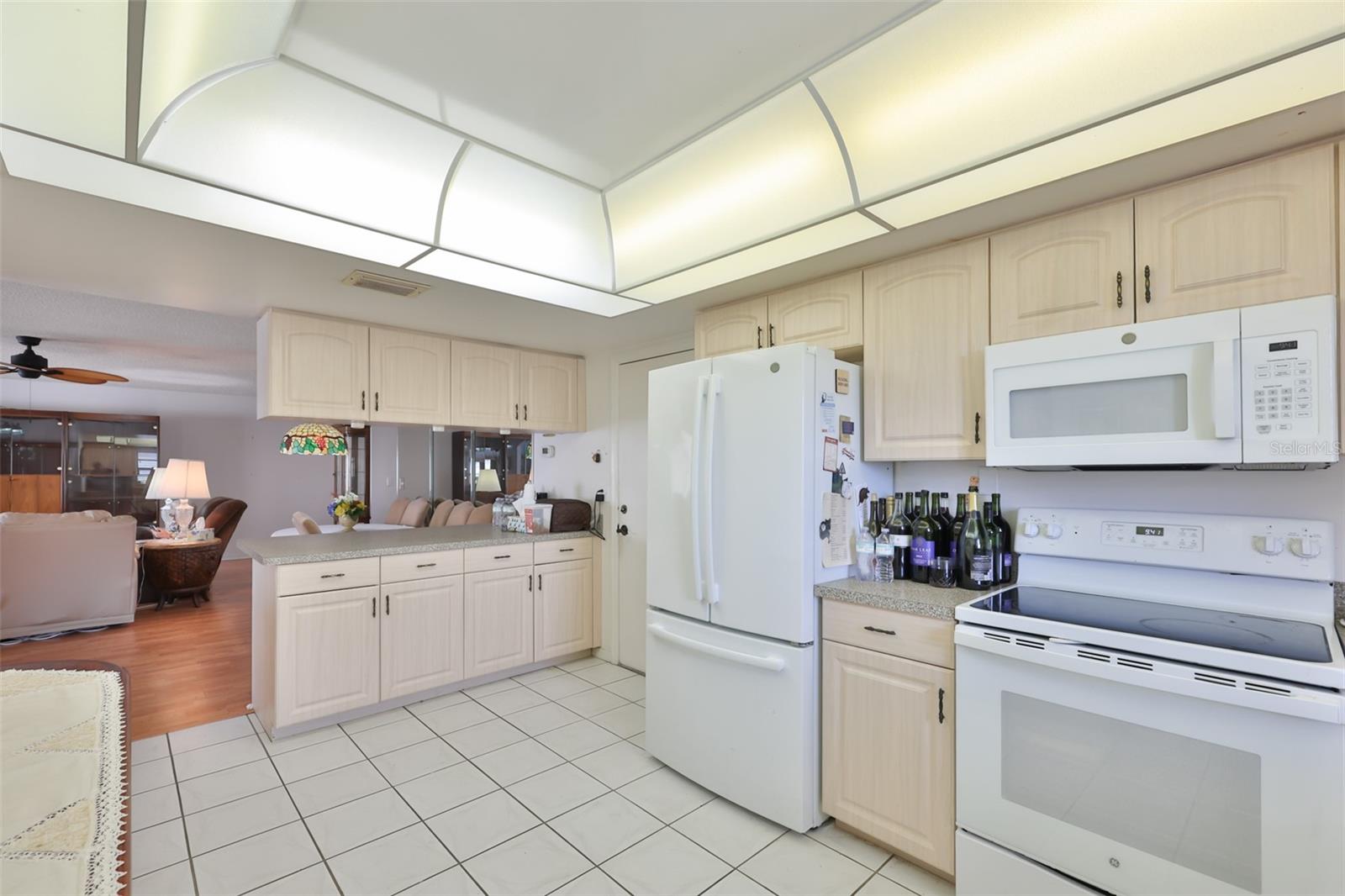 2611 LANCASTER DR #33, SUN CITY CENTER, FL — photo 7