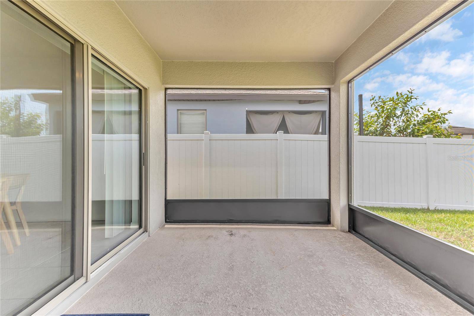 747 CITRUS ISLE DR, DAVENPORT, FL — photo 6