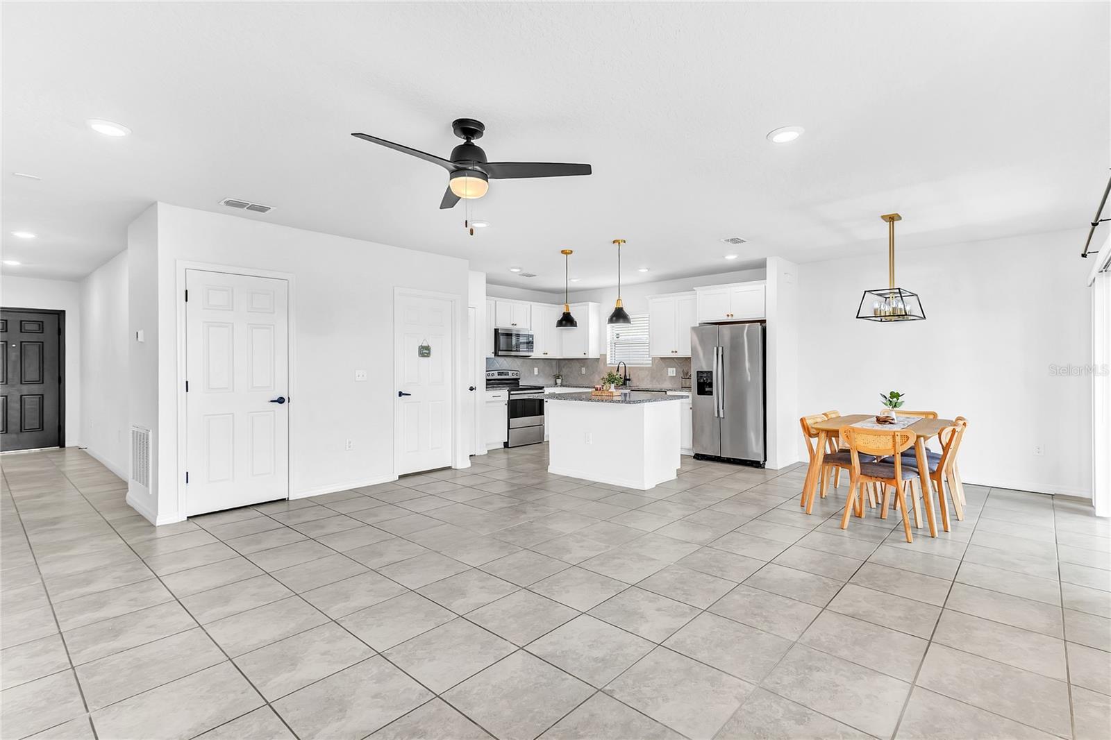 747 CITRUS ISLE DR, DAVENPORT, FL — photo 10