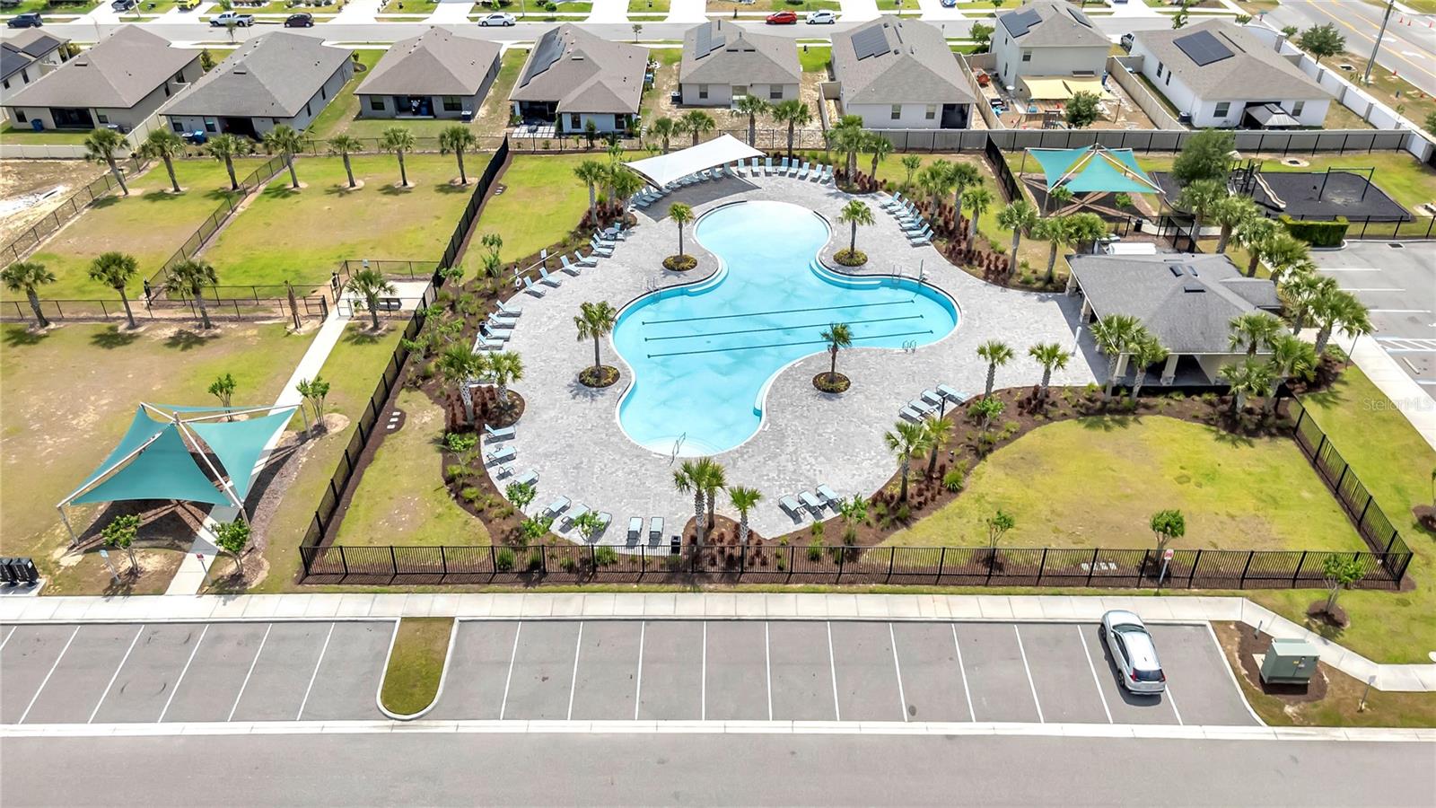 747 CITRUS ISLE DR, DAVENPORT, FL — photo 35