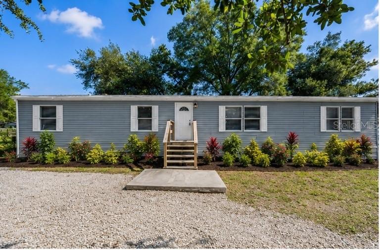 39723 PRETTY POND RD, ZEPHYRHILLS, FL — photo 2