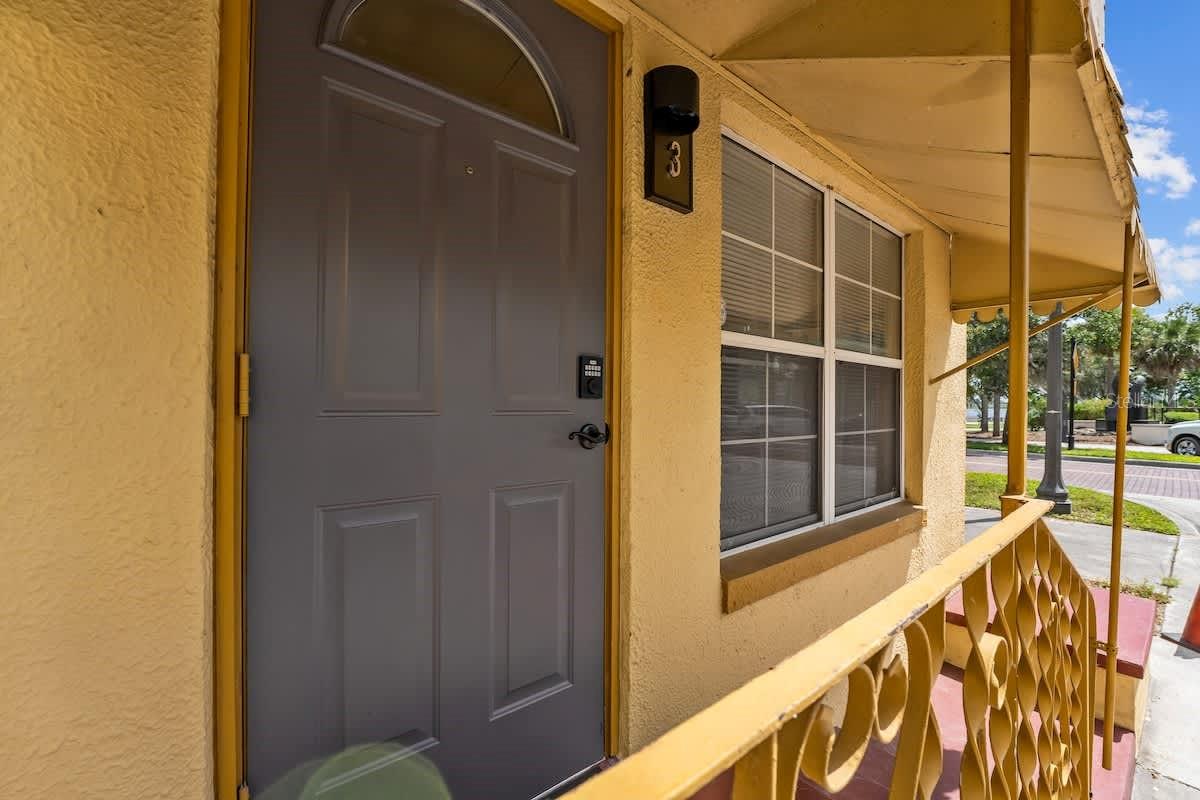 304 LAKESHORE BLVD, KISSIMMEE, FL — photo 30