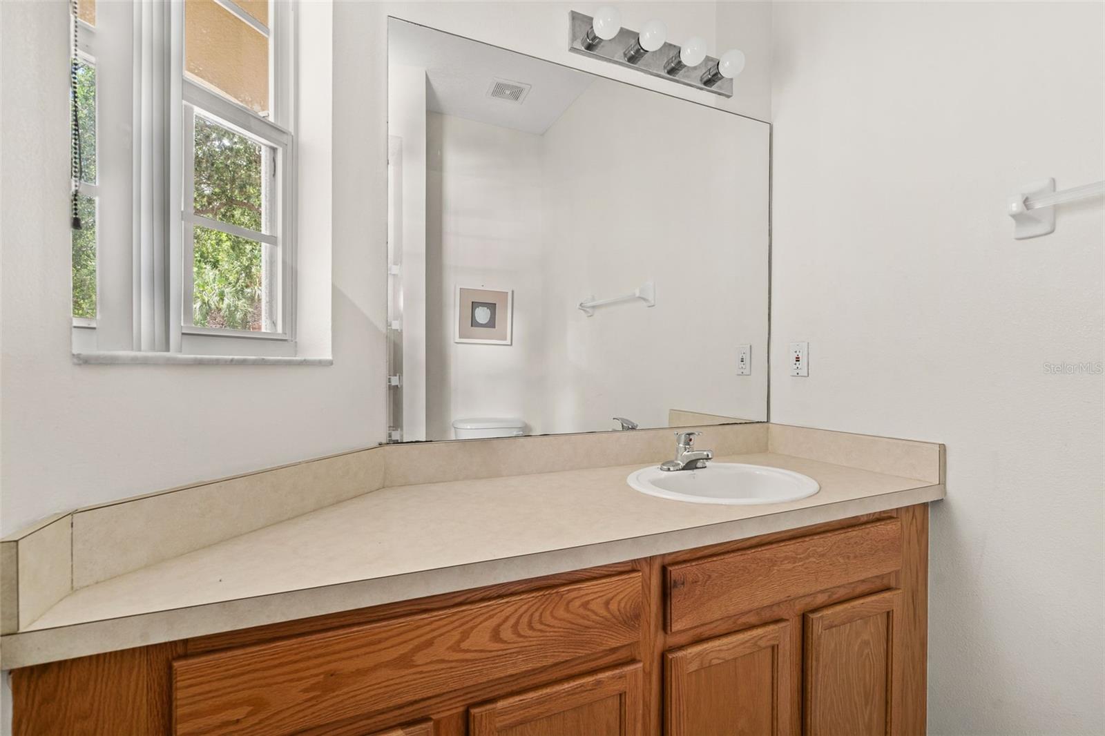 8474 CRYSTAL COVE LOOP, KISSIMMEE, FL — photo 15