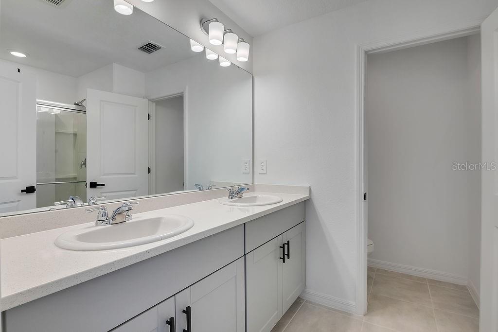 1033 CALICO POINTE CIR, GROVELAND, FL — photo 60