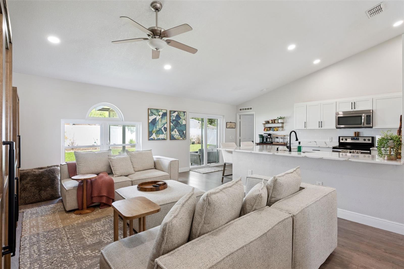 33 TIMBERCREEK PINES CIR, WINTER GARDEN, FL — photo 4