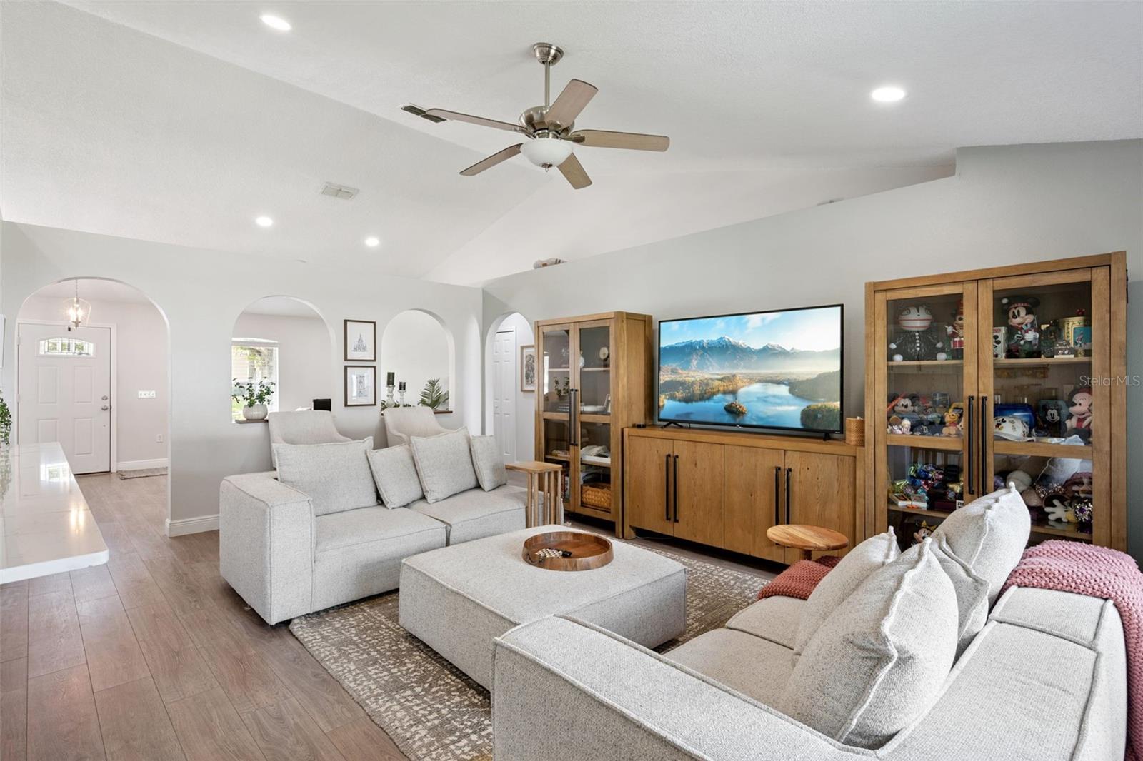 33 TIMBERCREEK PINES CIR, WINTER GARDEN, FL — photo 5