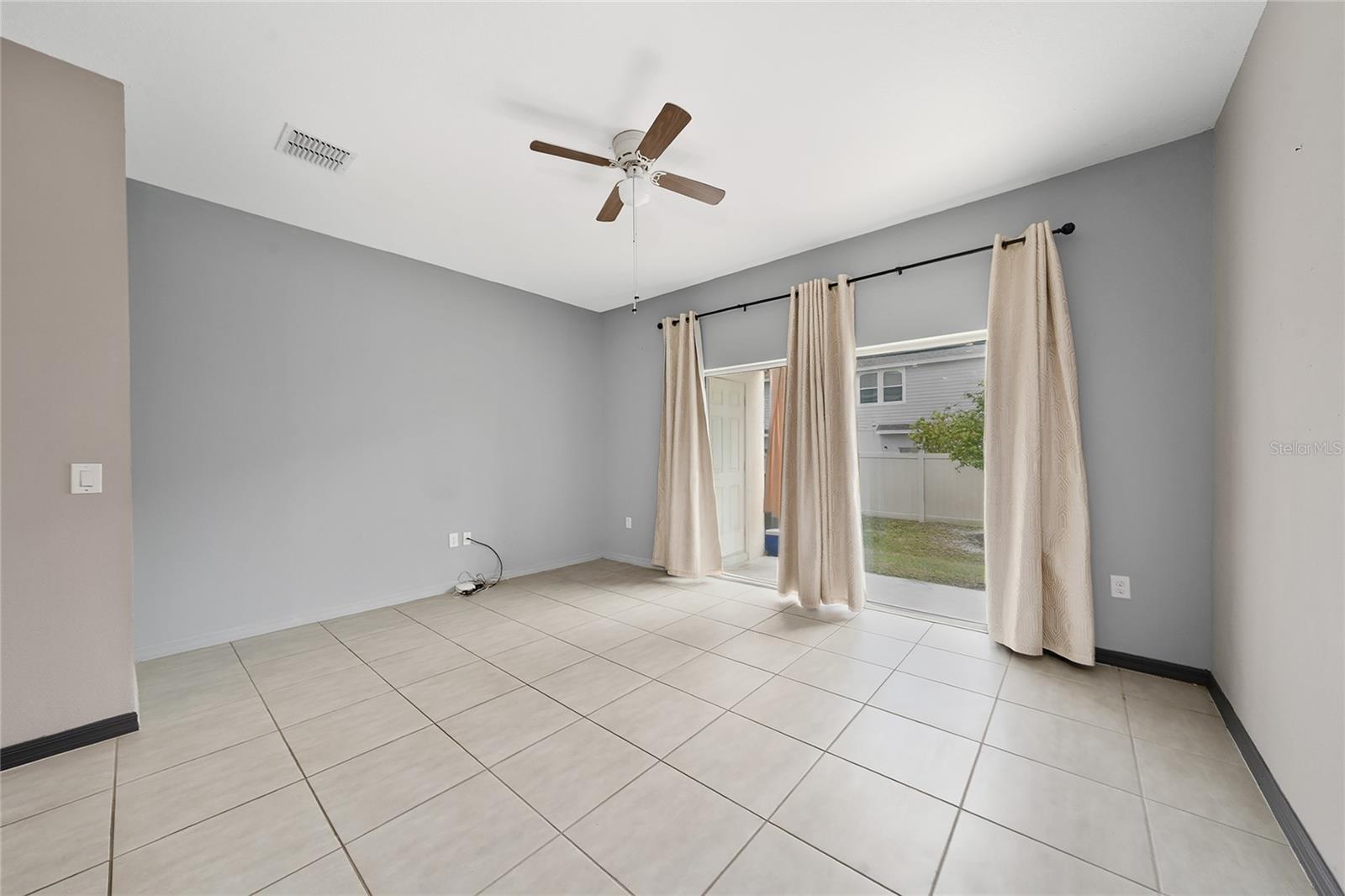 2060 VIEWFINDER ST, KISSIMMEE, FL — photo 4