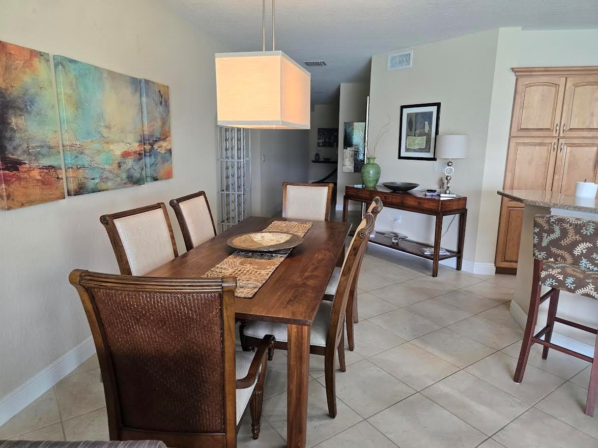650 GOLDEN GATE PT #301, SARASOTA, FL — photo 11