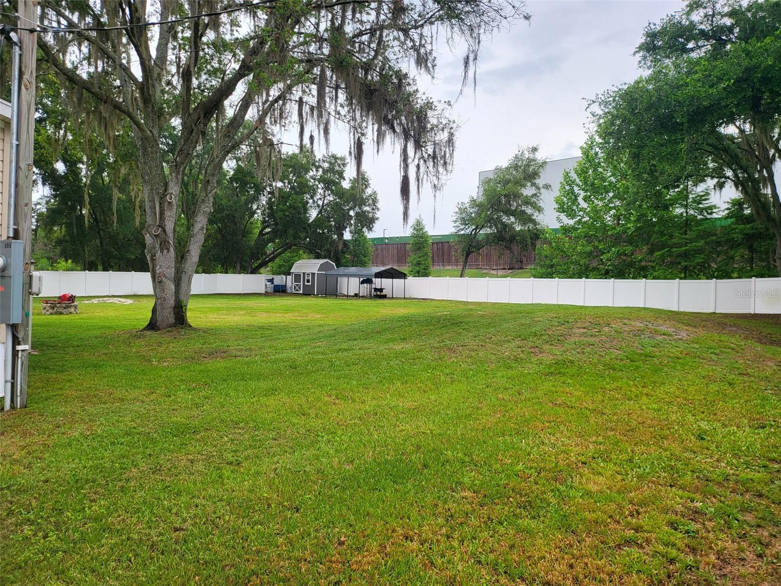 8915 HAMMOCK LOOP, POLK CITY, FL 33868, POLK CITY, FL — photo 4