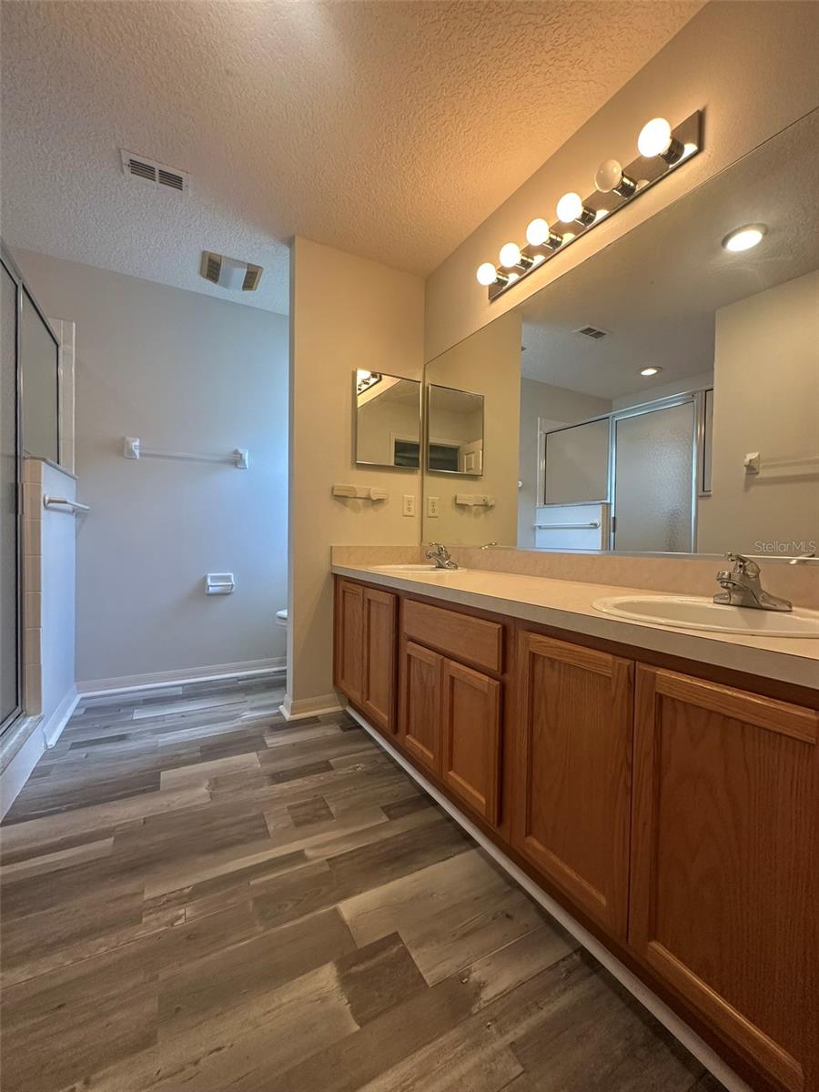 25335 CRANES ROOST CIR, LEESBURG, FL — photo 19