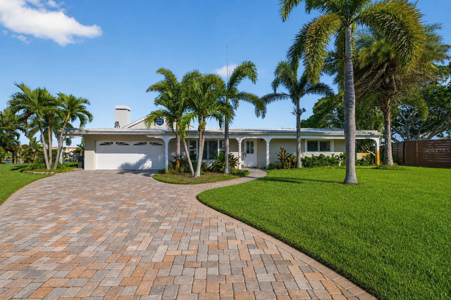1276 37TH AVE NE, ST PETERSBURG, FL — photo 3