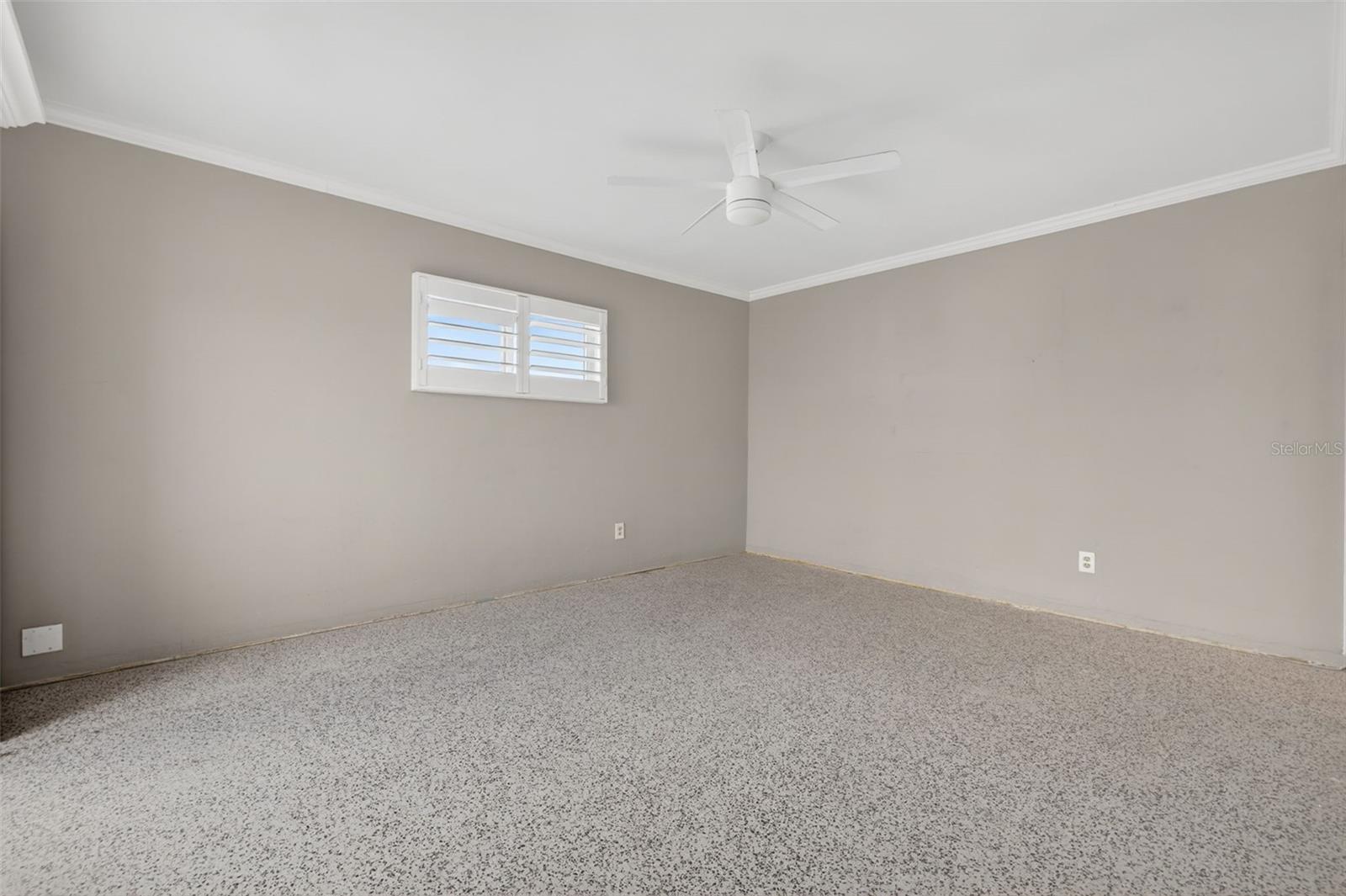 1276 37TH AVE NE, ST PETERSBURG, FL — photo 16
