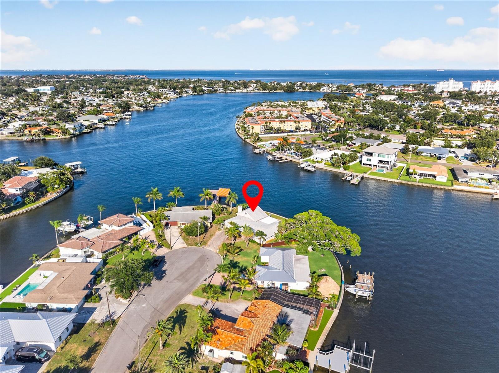 1276 37TH AVE NE, ST PETERSBURG, FL — photo 25