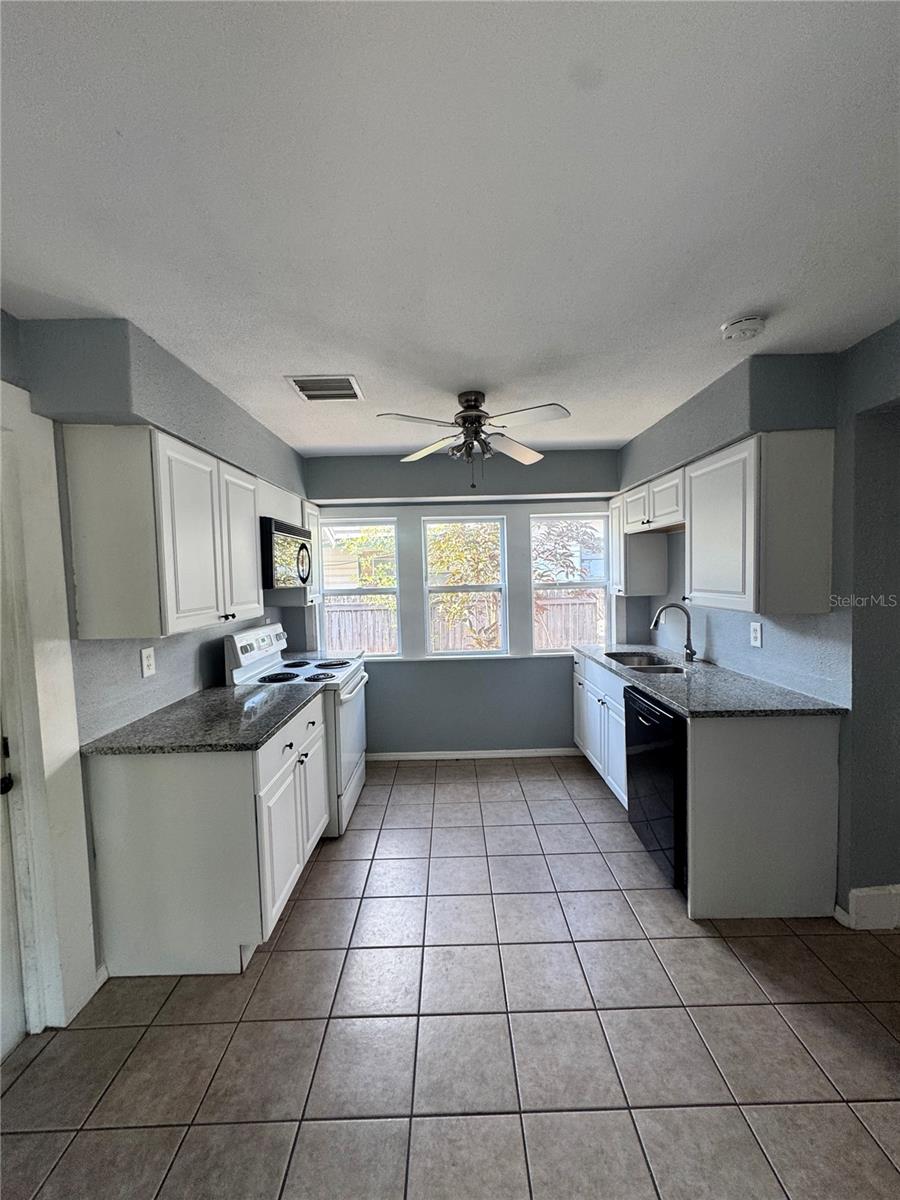 3134 17TH ST N, ST PETERSBURG, FL — photo 9